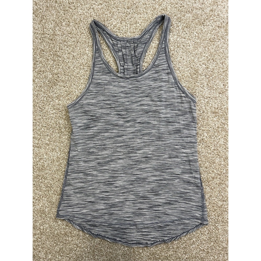 Lululemon Essential Tankā Top in Heathered Black Gray Razor Back 6 Women's
